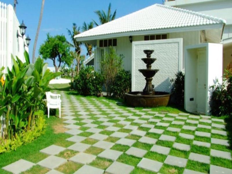 The Hen Hua Hin Hotel Exterior photo